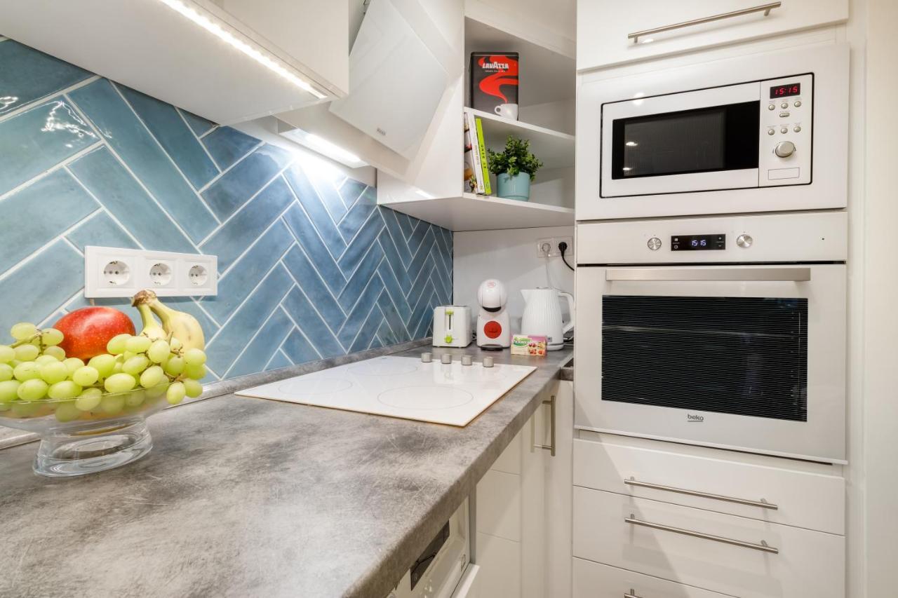Apartman B2 Apartman, Mert Neked A Jár!